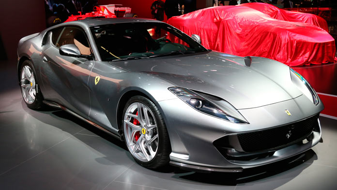 modelo ferrari portofino un coche deportivo Ferrari