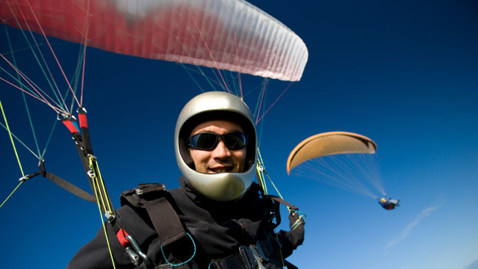 cómo volar en parapente