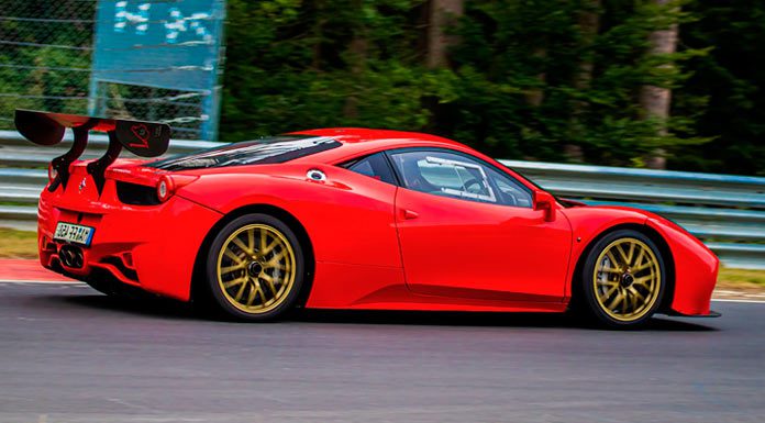 conducir un Ferrari en circuito en España