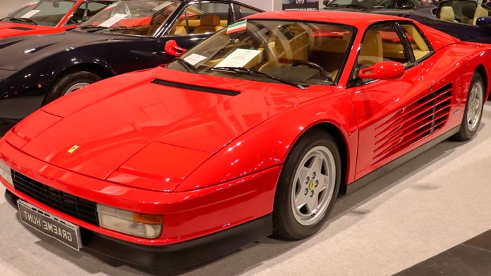 Ferrari testarossa un clásico coche deportivo de la marca Ferrari