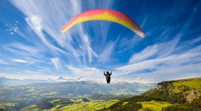 como funciona el parapente, como vuela, proceso de fabricacion